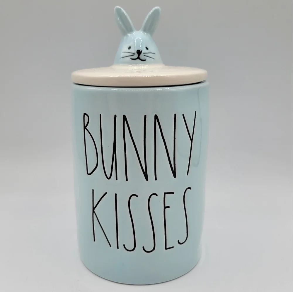 Rae Dunn Bunny Kisses Candle Ceramic w topper